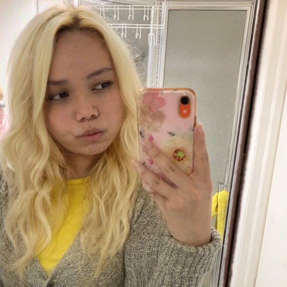 Meet your Posher, Maylu! - Picture 4 of 7